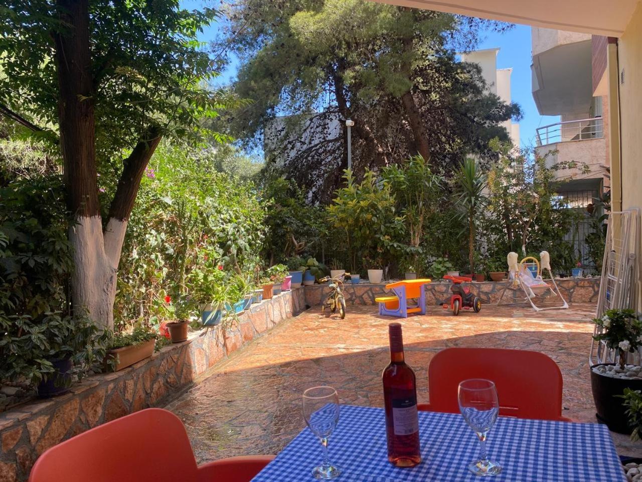 Olive Tree Apartment Sarandë Exterior foto